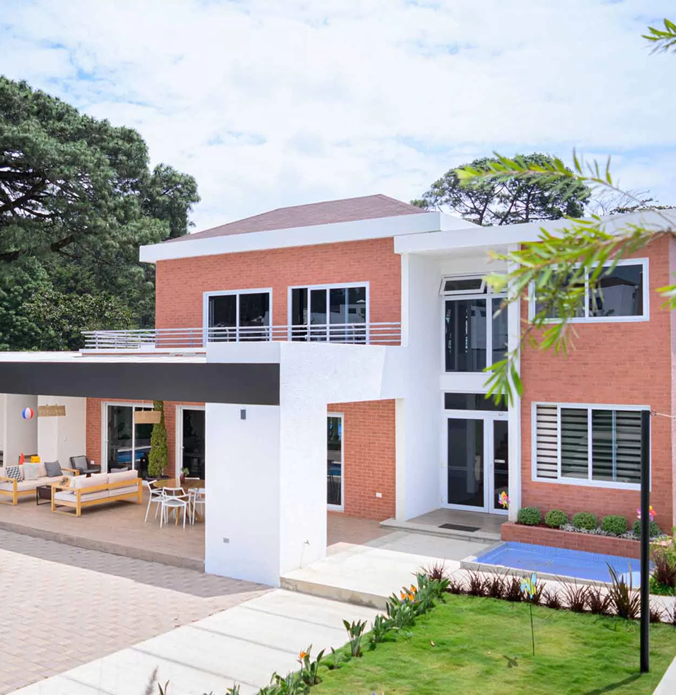 Casa moderna Estilo Urbano